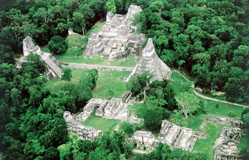 Thành phố Tikal thuộc Vườn Quốc gia Tika  được UNESCO công nhận là Di sản Thế giới